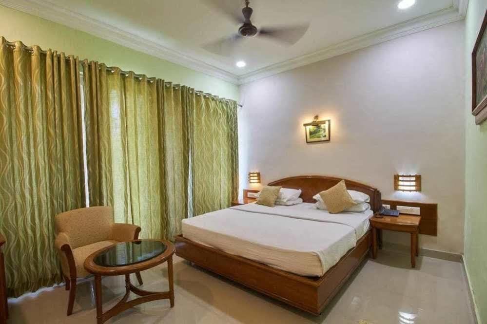Ktdc Aranya Nivas Thekkady Hotell Kumily Exteriör bild