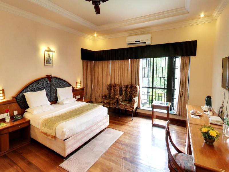 Ktdc Aranya Nivas Thekkady Hotell Kumily Exteriör bild