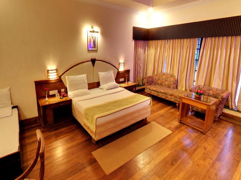 Ktdc Aranya Nivas Thekkady Hotell Kumily Exteriör bild